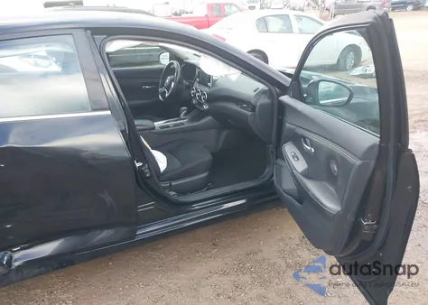 2021 Nissan Sentra Sv Xtronic Cvt z USA, uszkodzony, nr VIN 3N1AB8CV0MY270073